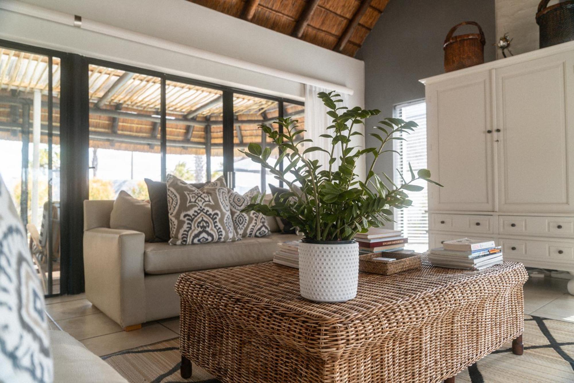 Canal Guest House - Waterfront Boutique Bed & Breakfast - Solar Power St Francis Bay Ngoại thất bức ảnh