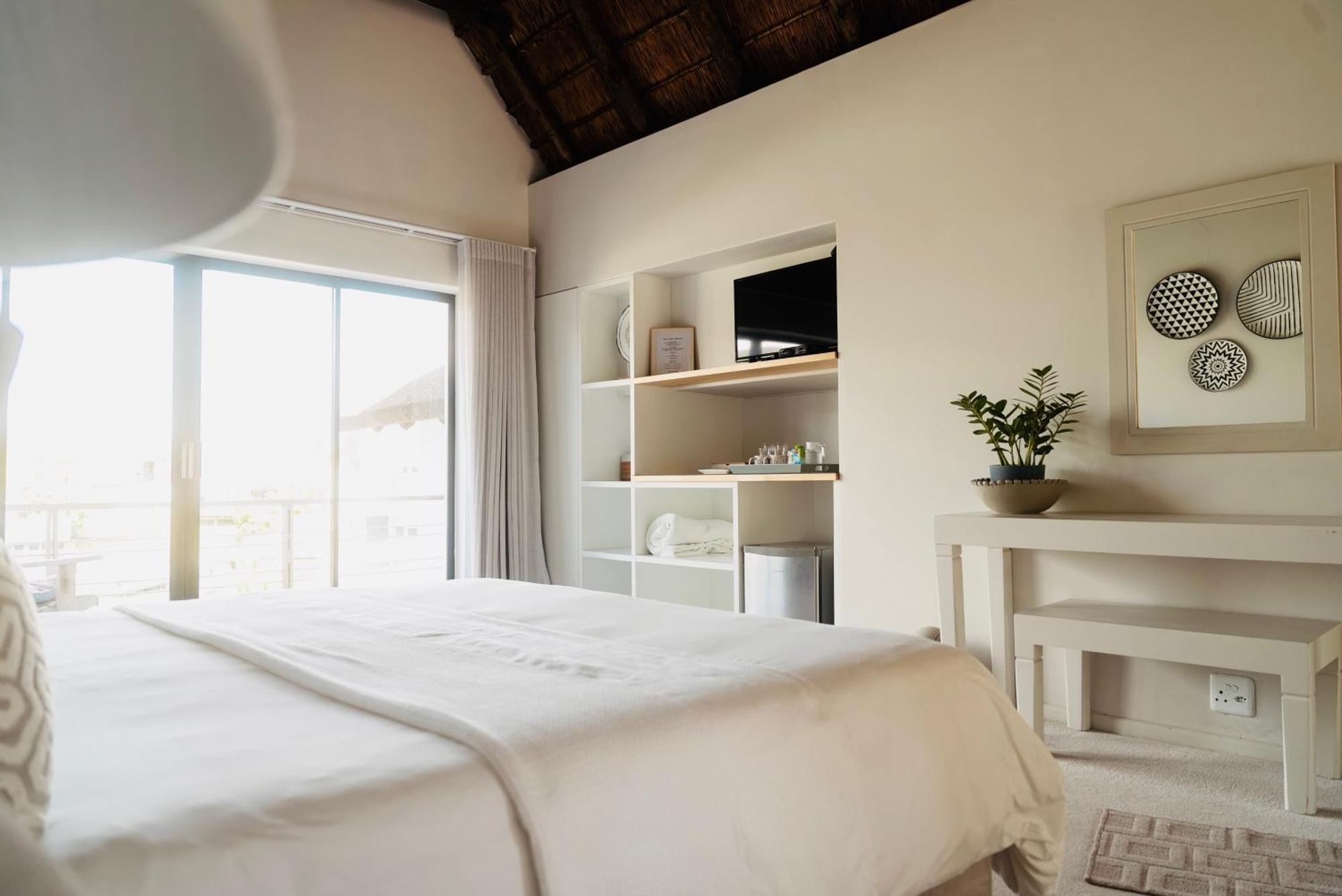 Canal Guest House - Waterfront Boutique Bed & Breakfast - Solar Power St Francis Bay Ngoại thất bức ảnh
